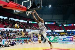 开云平台-CBA选手刷新世界纪录，震撼全场的简单介绍