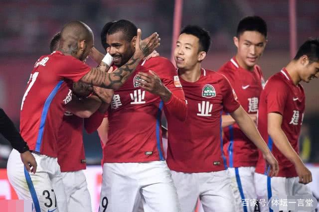 河南建业球队为了保持不败记录，全力以赴的简单介绍